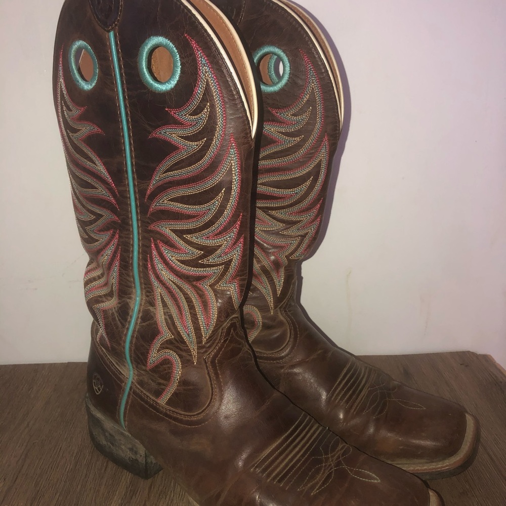 Arait Boots